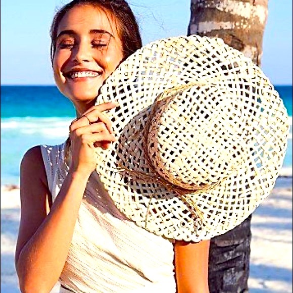 🌿 FP x Peter Grimm Hat 🌿 - Picture 1 of 3